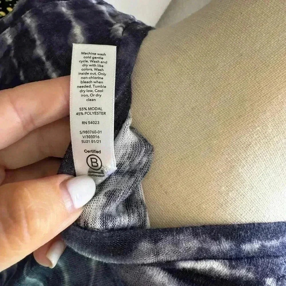 Athleta Breezy Tank - Picture 8 of 8